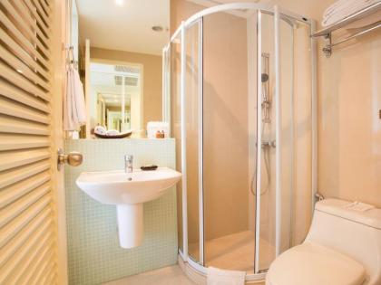 Aphrodite Inn Hotel - image 6
