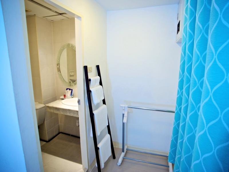 Prince House - image 6