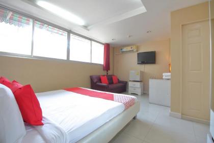 OYO 102 Diamond Residence Silom - image 13
