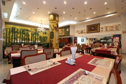 OYO 102 Diamond Residence Silom - image 2