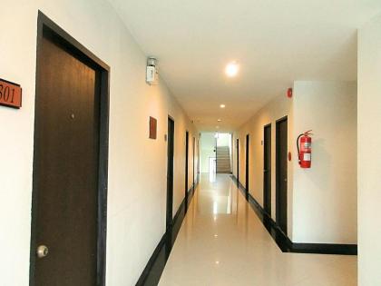 Khaosan Park Hotel - image 10