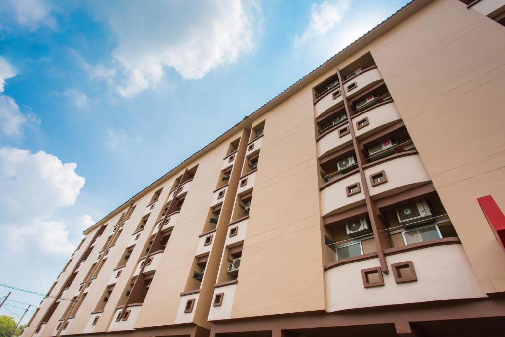 Casa Narinya Hotel at Suvarnabhumi Airport - main image