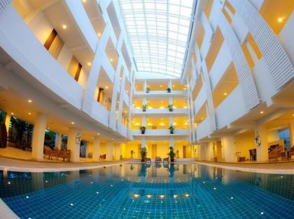 Trang Hotel Bangkok - image 10