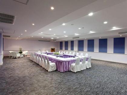Trang Hotel Bangkok - image 11