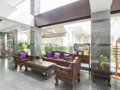 Trang Hotel Bangkok - image 3