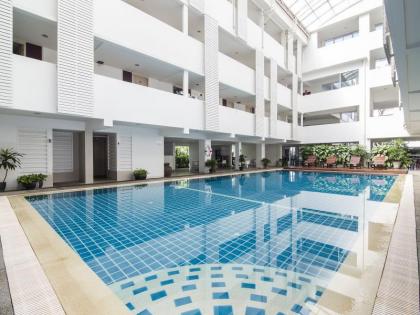 Trang Hotel Bangkok - image 9