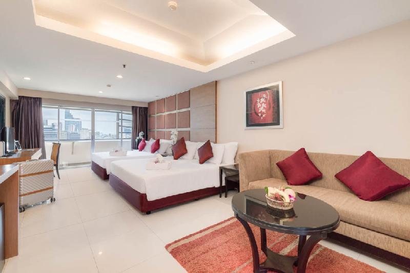 Furama Silom Hotel Bangkok - image 4