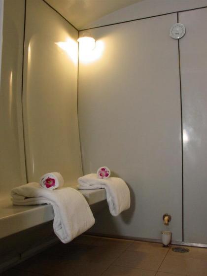 Cape House Langsuan Hotel - image 5