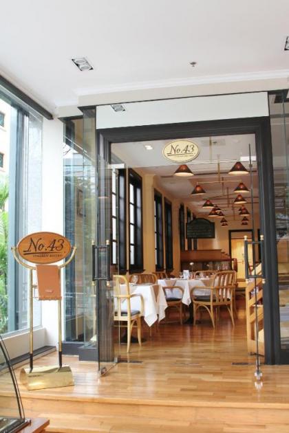 Cape House Langsuan Hotel - image 8