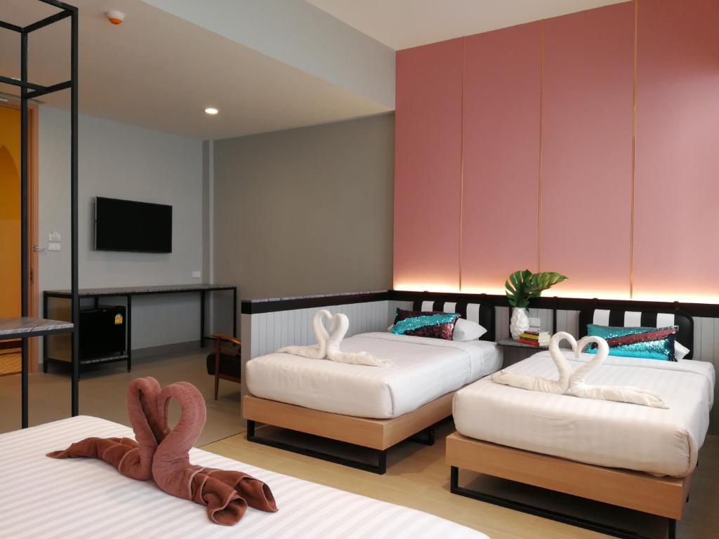 Miami Hotel Bangkok - main image