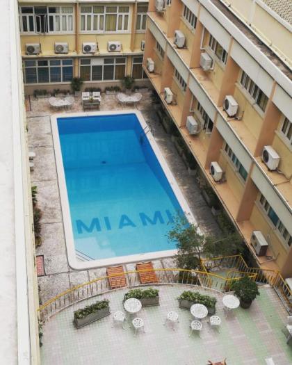 Miami Hotel Bangkok - image 3