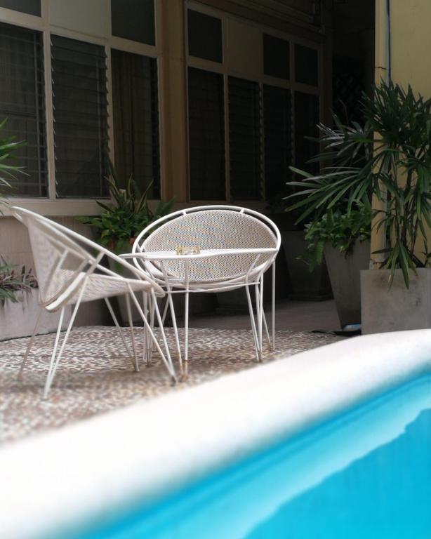Miami Hotel Bangkok - image 5