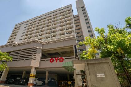L.A. Tower Hotel - image 18