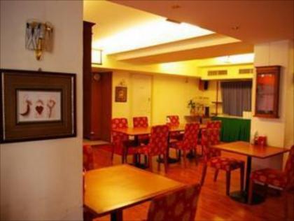 Sapphire Hotel - image 19