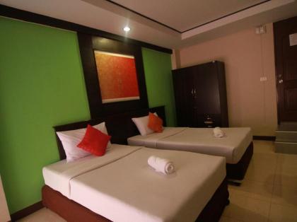 Grand Pinnacle Hotel - image 19