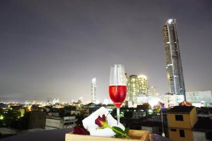 Miloft Sathorn Hotel - image 19