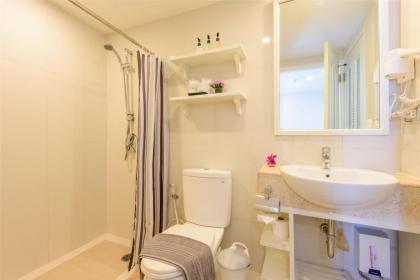 Sabai Sathorn Service Apartment - image 18