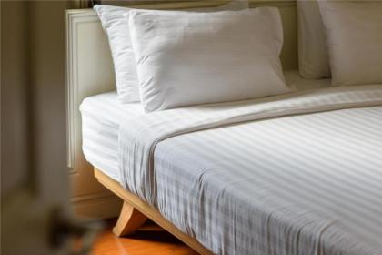Sabai Sathorn Service Apartment - image 4