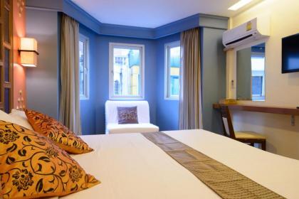 Golden House - image 12
