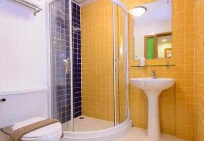 Golden House - image 14