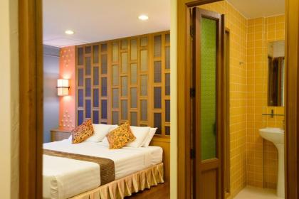 Golden House - image 15