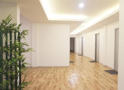 Ratchadamnoen Residence - image 11