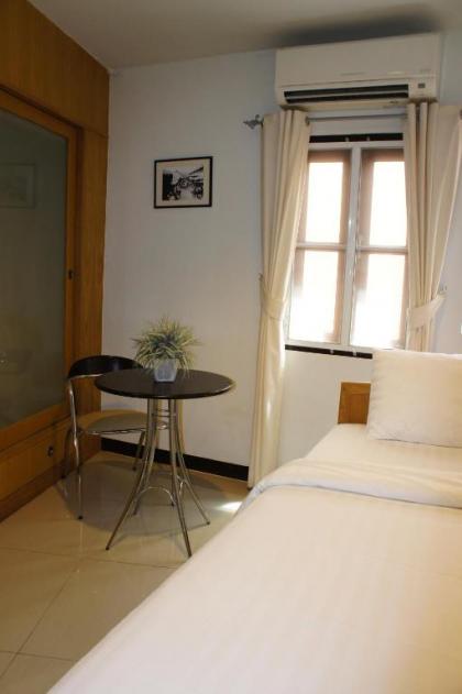 Ratchadamnoen Residence - image 2