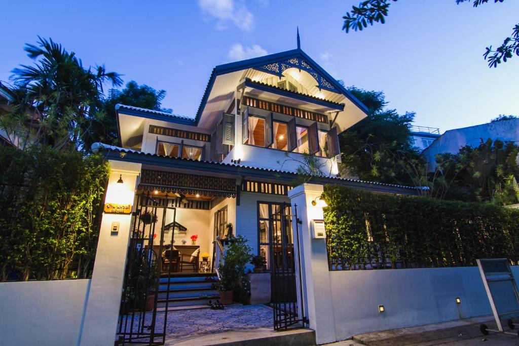 Baan Noppawong - main image