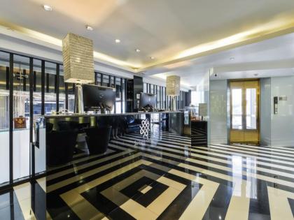Sukhumvit Suites Hotel - image 11