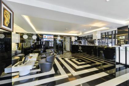 Sukhumvit Suites Hotel - image 2