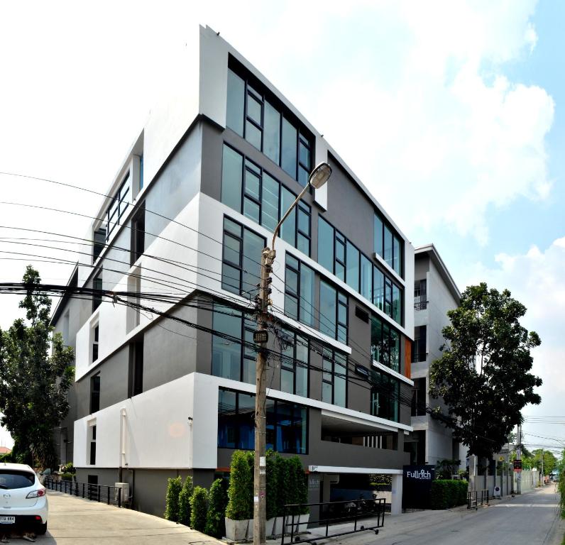 Fullrich Residence - main image