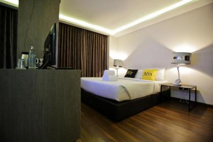 Fullrich Residence - image 11