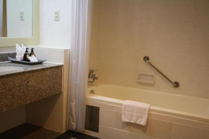 Tongtara Riverview Hotel - image 19