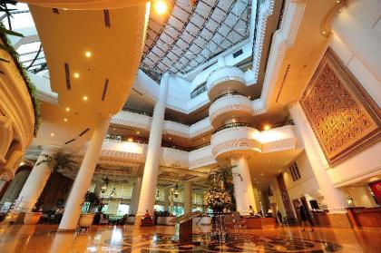 Montien Riverside Hotel - image 6