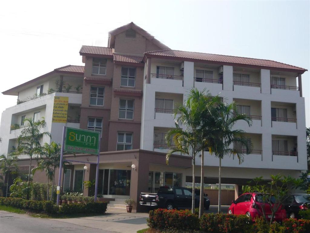 Thanapa Place - image 5