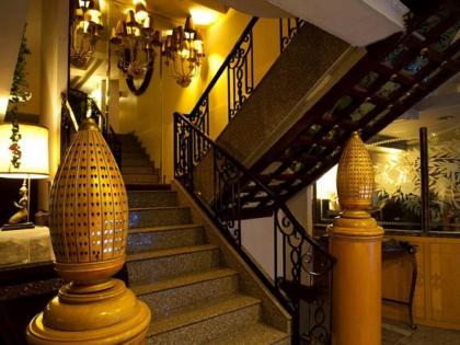 Diamond City Hotel - image 3