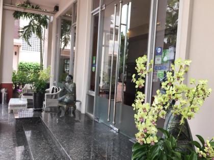 Asoke Residence Sukhumvit by UHG - image 3