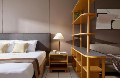 BU Place Hotel - image 5