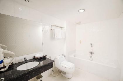 Avana Hotel and Convention Centre (SHA Plus) - image 5