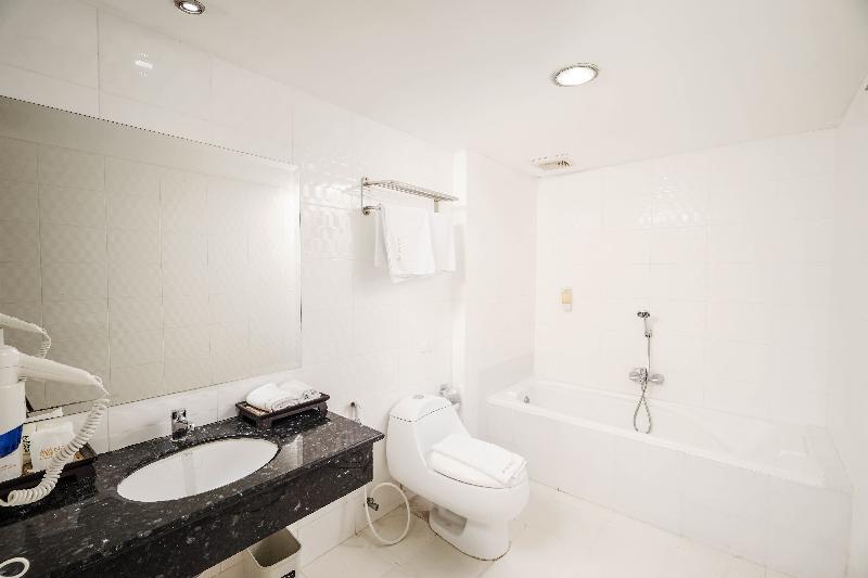 Avana Hotel and Convention Centre (SHA Plus) - image 5