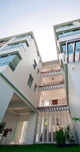 The Meet Green Apartment - image 3