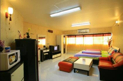 Deluxe At Popular Condo