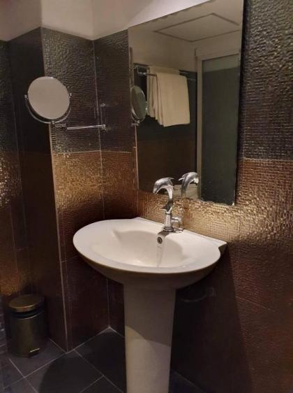 The Montana Lodge - Sathorn - image 8