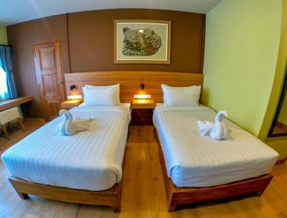 Siri Oriental Bangkok Hotel - image 11