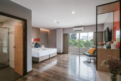 Season Place - image 18