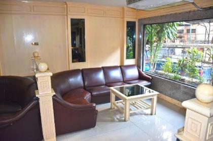 Woodlands Inn - image 10