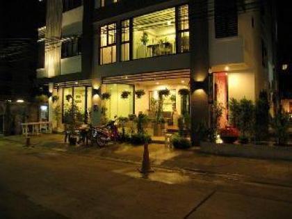 Florencia Apartment - image 15