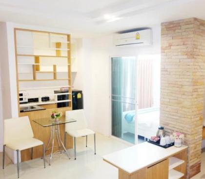 Riski Residence Ngamwongwan - image 5
