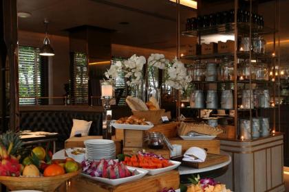 Riva Surya Bangkok Hotel - image 2