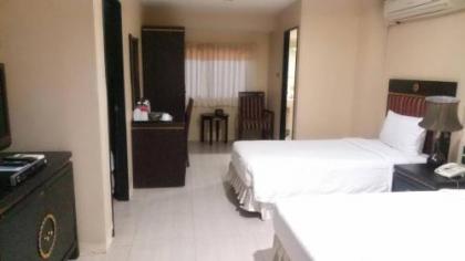 Lucky Palace Hotel - image 6